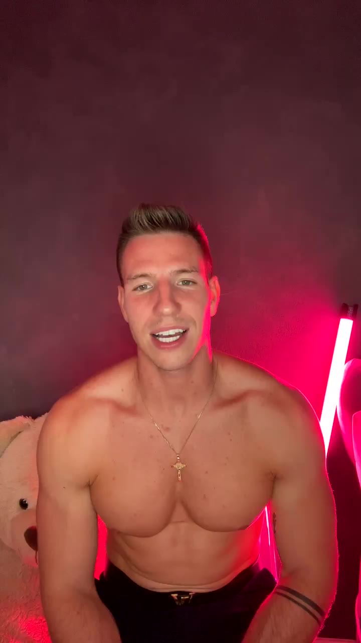 300 Czech  gay pornstar  Niko Vangelis nikovangelis onlyfans porn