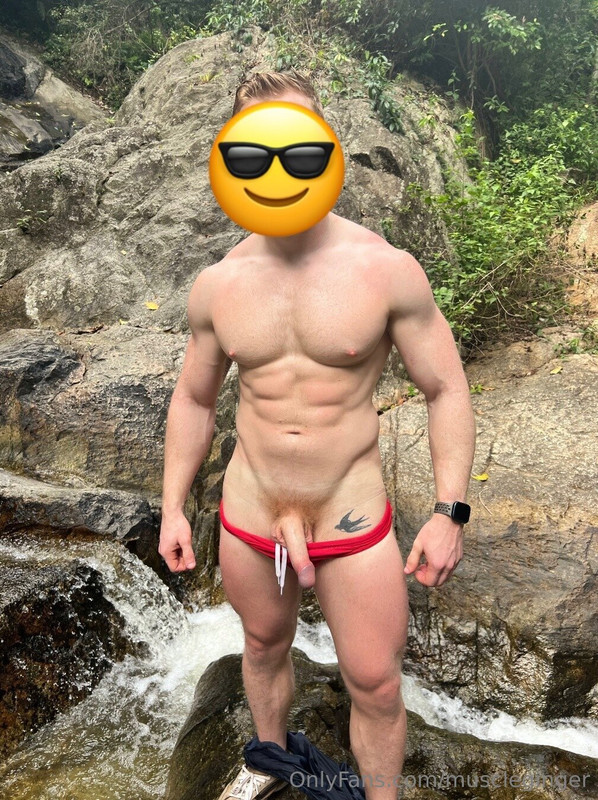 1 hung ginger bodybuilder David muscleginger onlyfans leaked