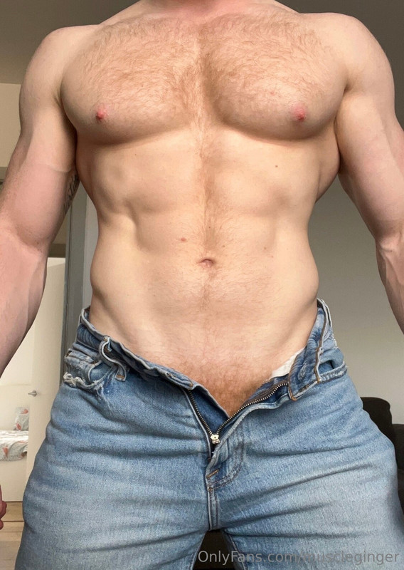 21 hung ginger bodybuilder David muscleginger onlyfans leaked