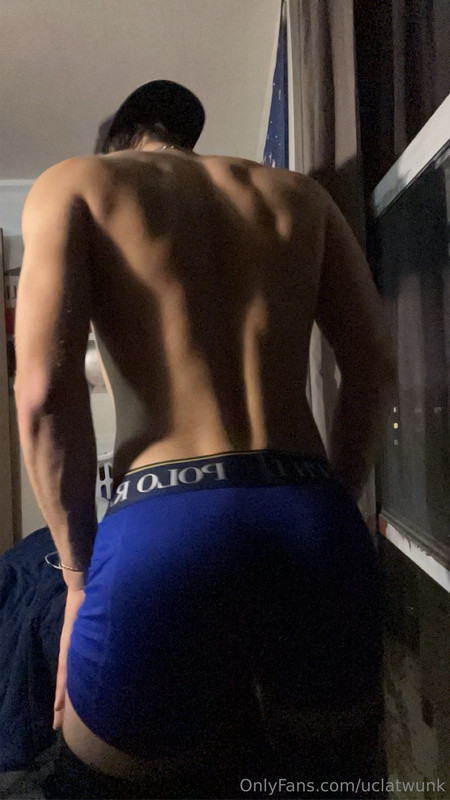 109 College twunk UCLAtwunk theeaglesof onlyfans  porn