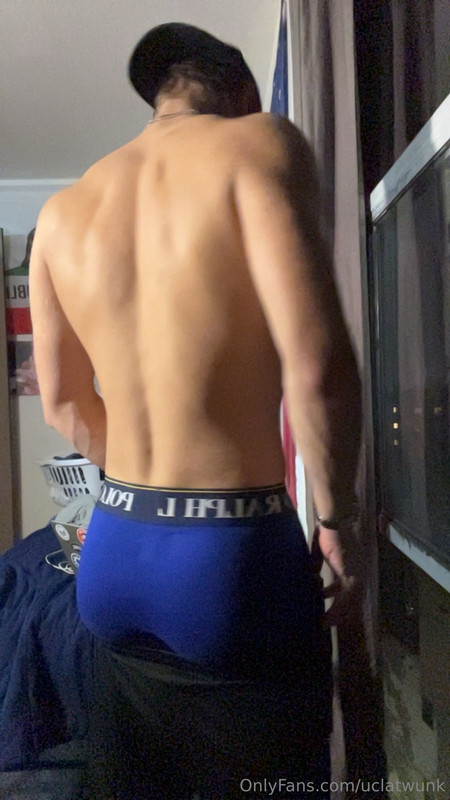 111 College twunk UCLAtwunk theeaglesof onlyfans  porn