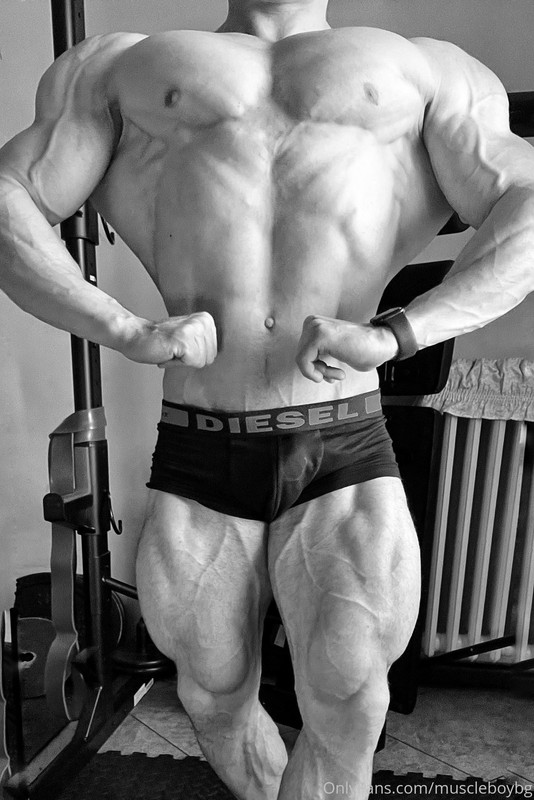 10 MuscleBoyBG Onlyfans LEAKED