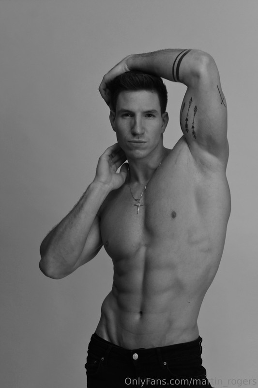 286 Czech hunk Niko Vangelis nikovangelis onlyfans porn