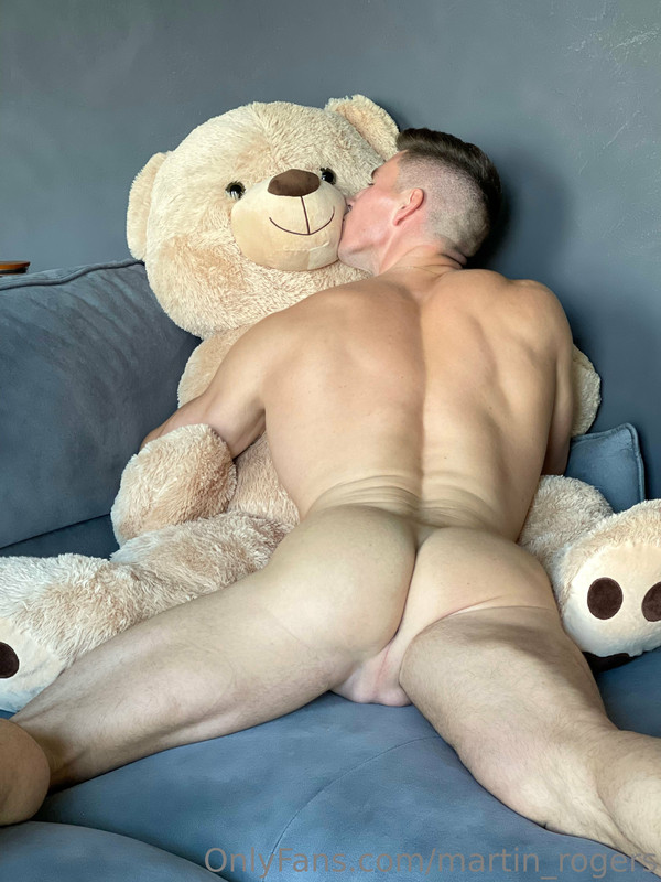 307 Czech hunk Niko Vangelis nikovangelis onlyfans porn