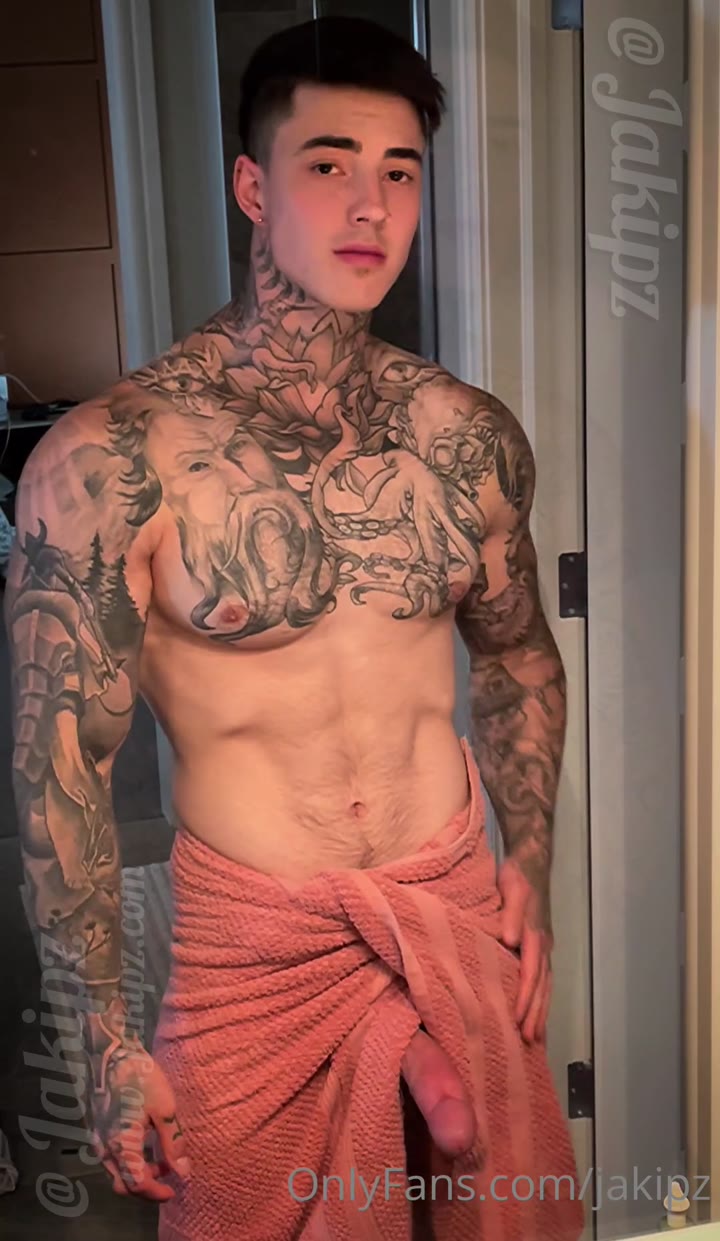 789  humongous cock tiktoker  Jakipz Jake Andrich Onlyfans