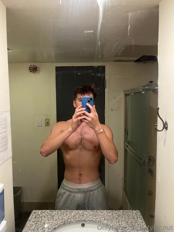 135 College twunk UCLAtwunk theeaglesof onlyfans  porn