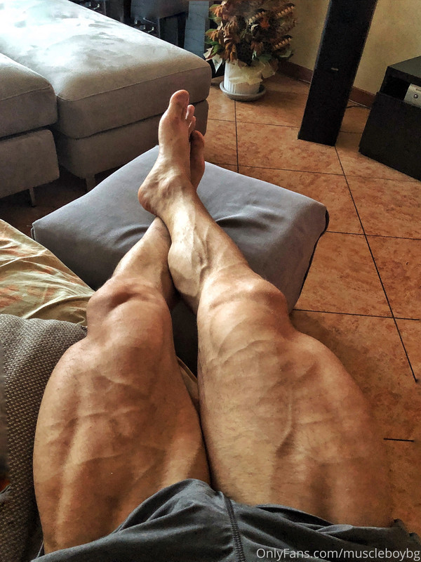 33 MuscleBoyBG Onlyfans LEAKED