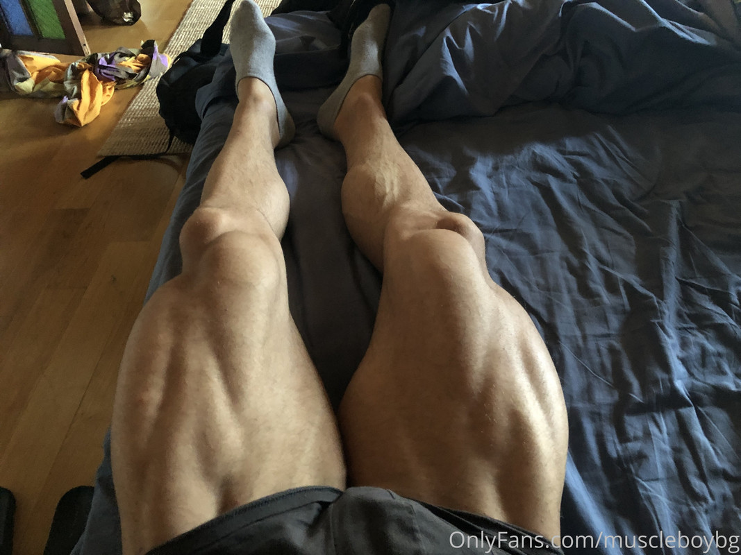 54 MuscleBoyBG Onlyfans LEAKED