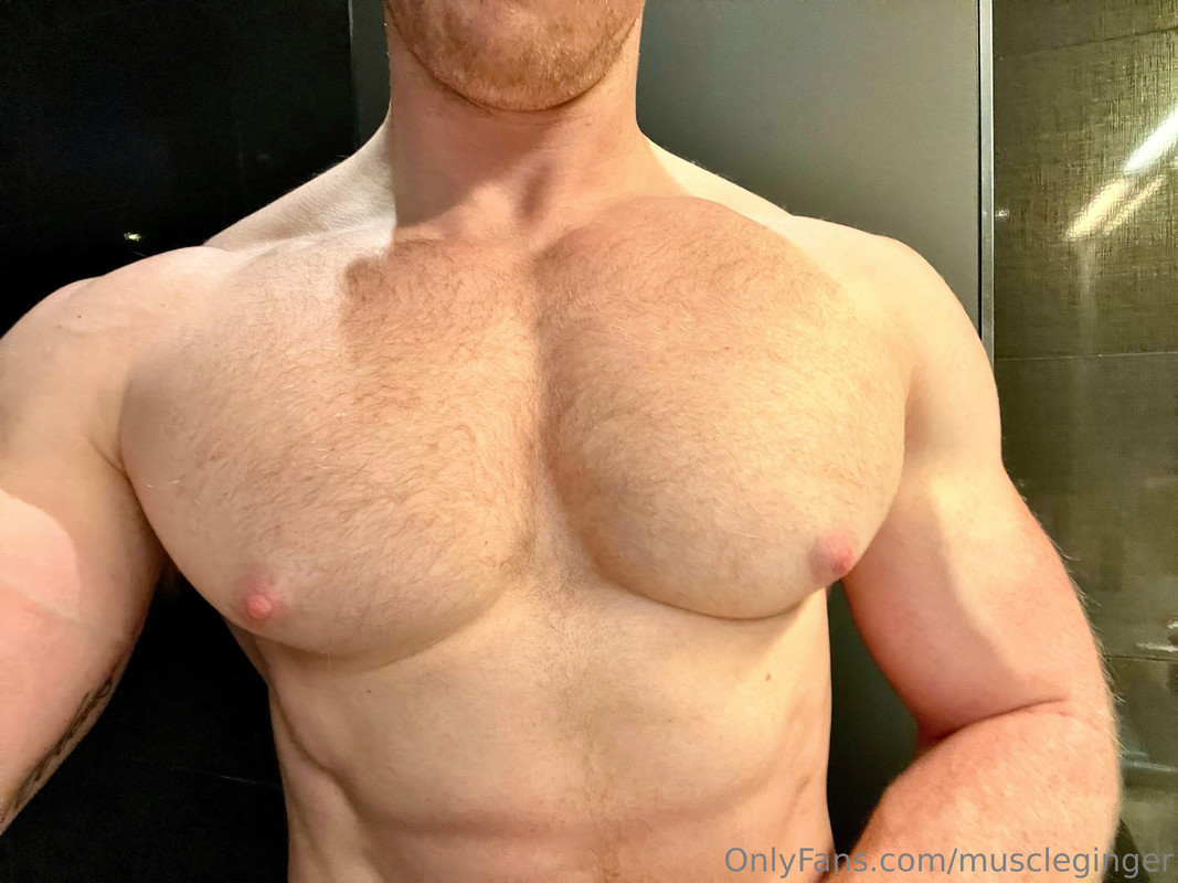 389 hung ginger bodybuilder David muscleginger onlyfans leaked