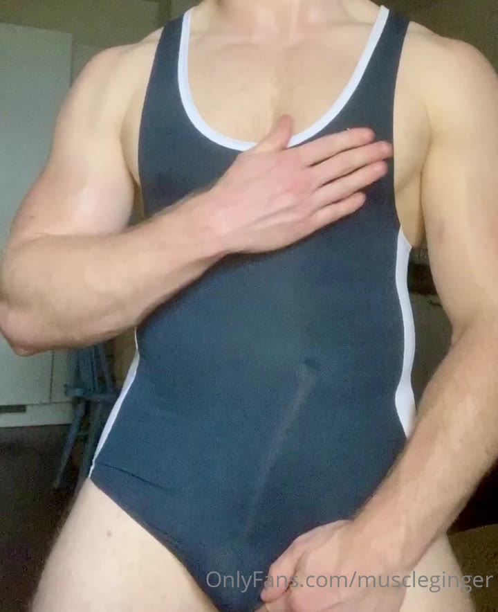 476 hung ginger bodybuilder David muscleginger onlyfans leaked