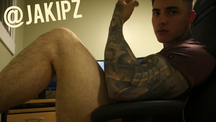 415  humongous cock tiktoker  Jakipz Jake Andrich Onlyfans