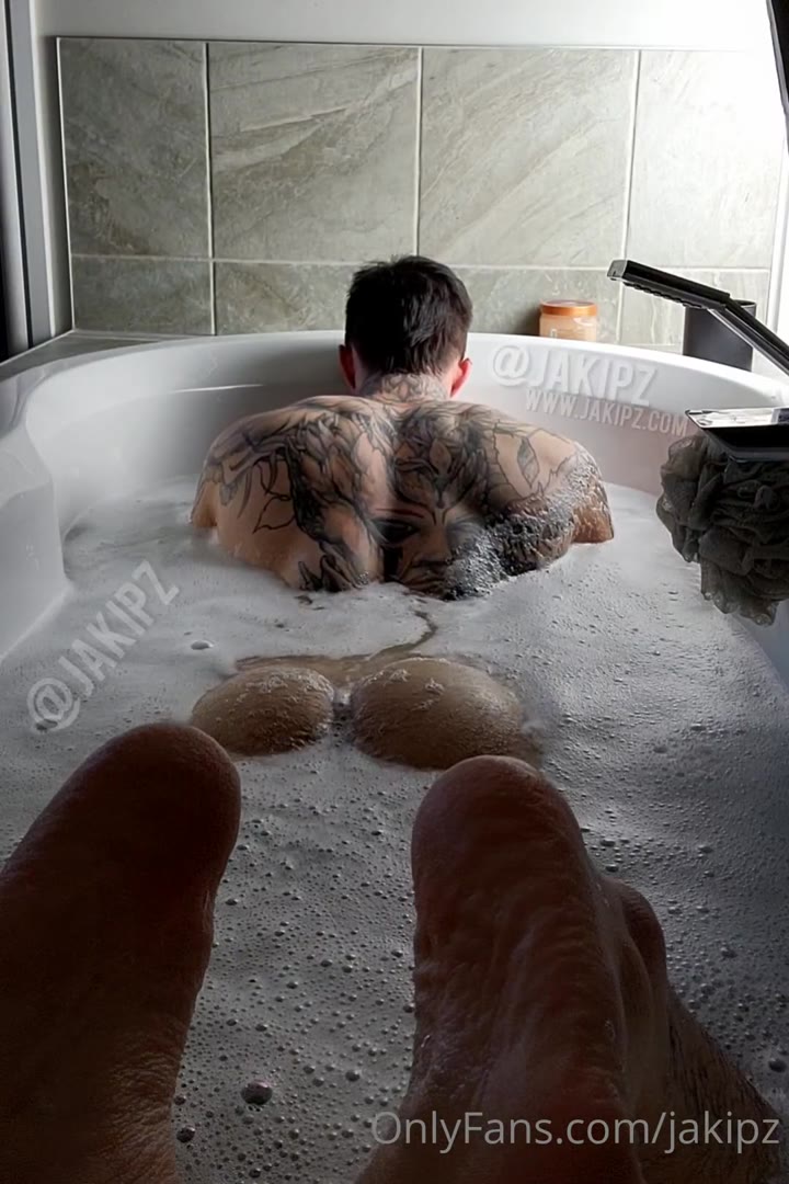 538  humongous cock tiktoker  Jakipz Jake Andrich Onlyfans