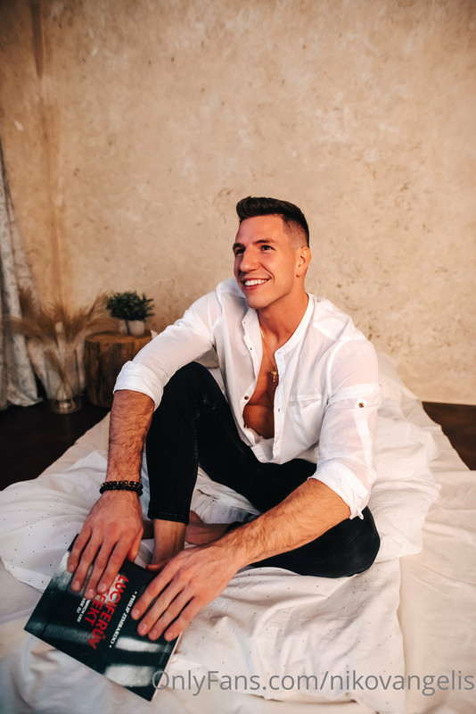 534 Czech hunk Niko Vangelis nikovangelis onlyfans porn