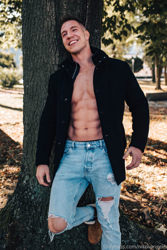 613 Czech hunk Niko Vangelis nikovangelis onlyfans porn