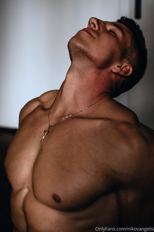 687 Czech hunk Niko Vangelis nikovangelis onlyfans porn