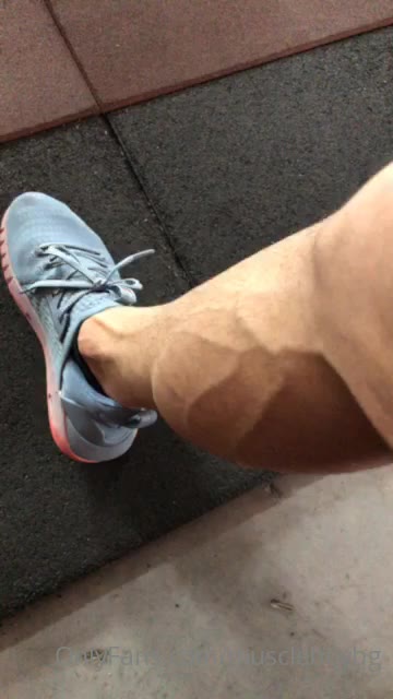 215 MuscleBoyBG Onlyfans LEAKED