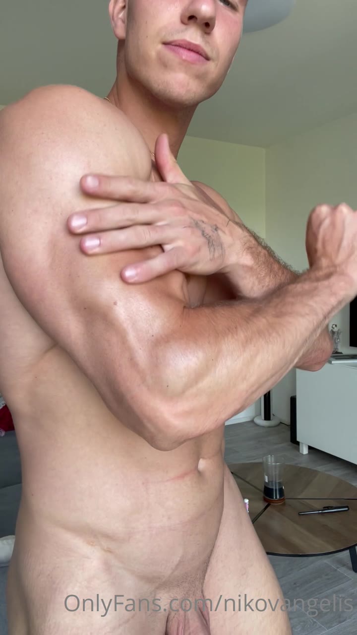 534 Czech  gay pornstar  Niko Vangelis nikovangelis onlyfans porn