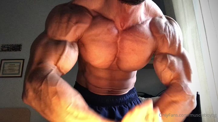 223 MuscleBoyBG Onlyfans LEAKED
