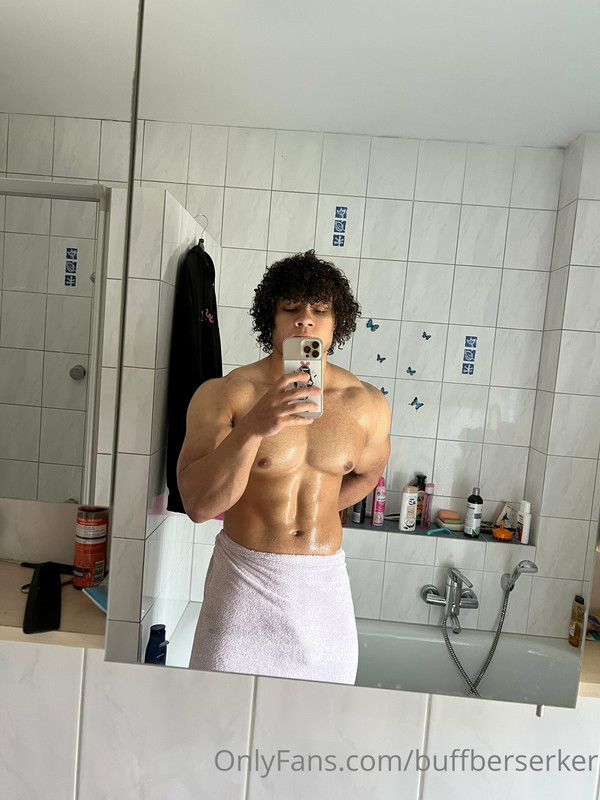 18 Hottie latino Pedro buffberserker buff_weeb OnlyFans Porn