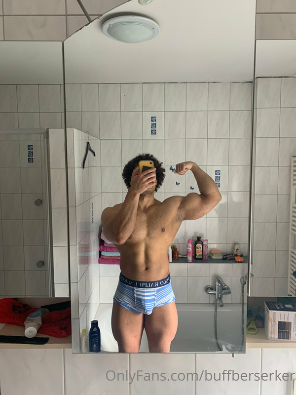 37 Hottie latino Pedro buffberserker buff_weeb OnlyFans Porn