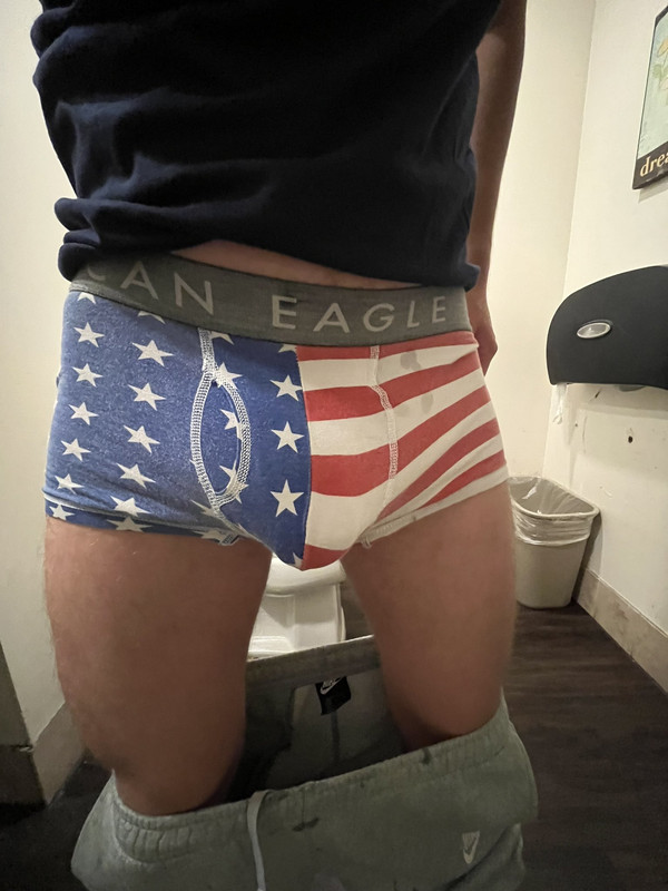 174 College twunk UCLAtwunk theeaglesof onlyfans  porn