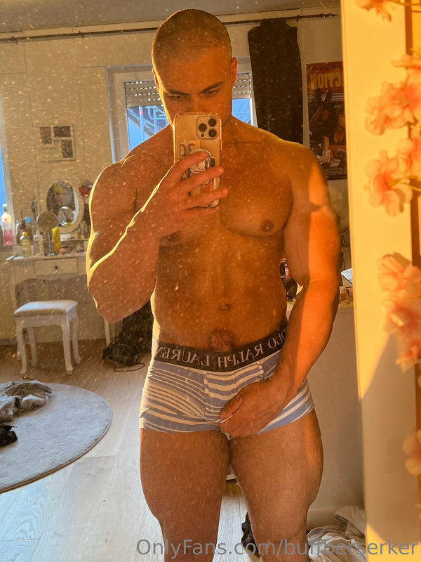 129 Hottie latino Pedro buffberserker buff_weeb OnlyFans Porn