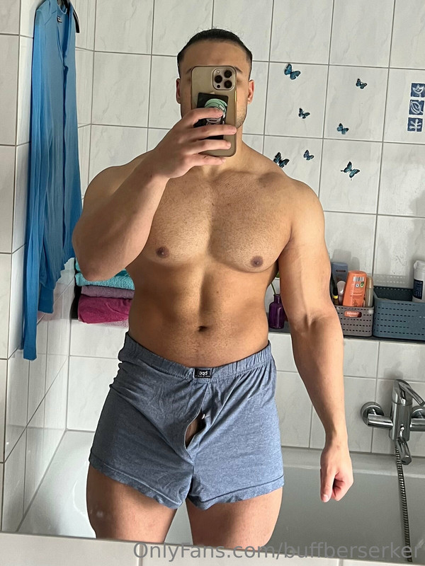 208 Hottie latino Pedro buffberserker buff_weeb OnlyFans Porn