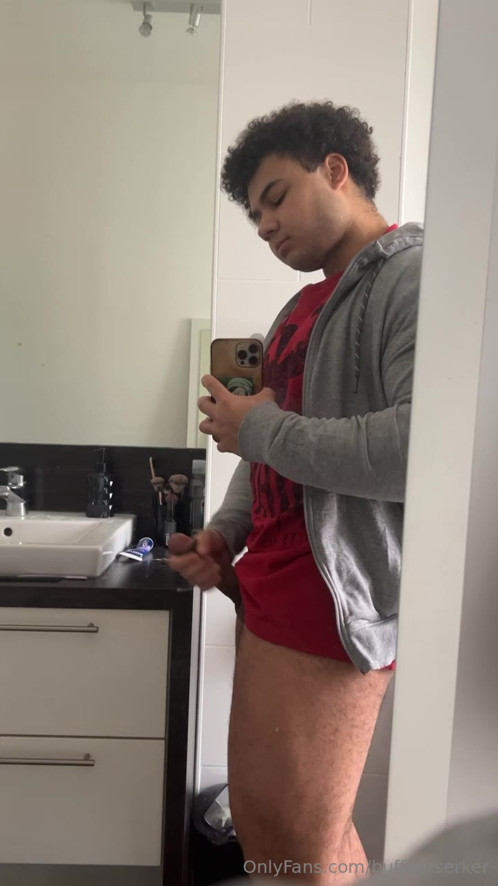 324 Hottie latino Pedro buffberserker buff_weeb OnlyFans Porn