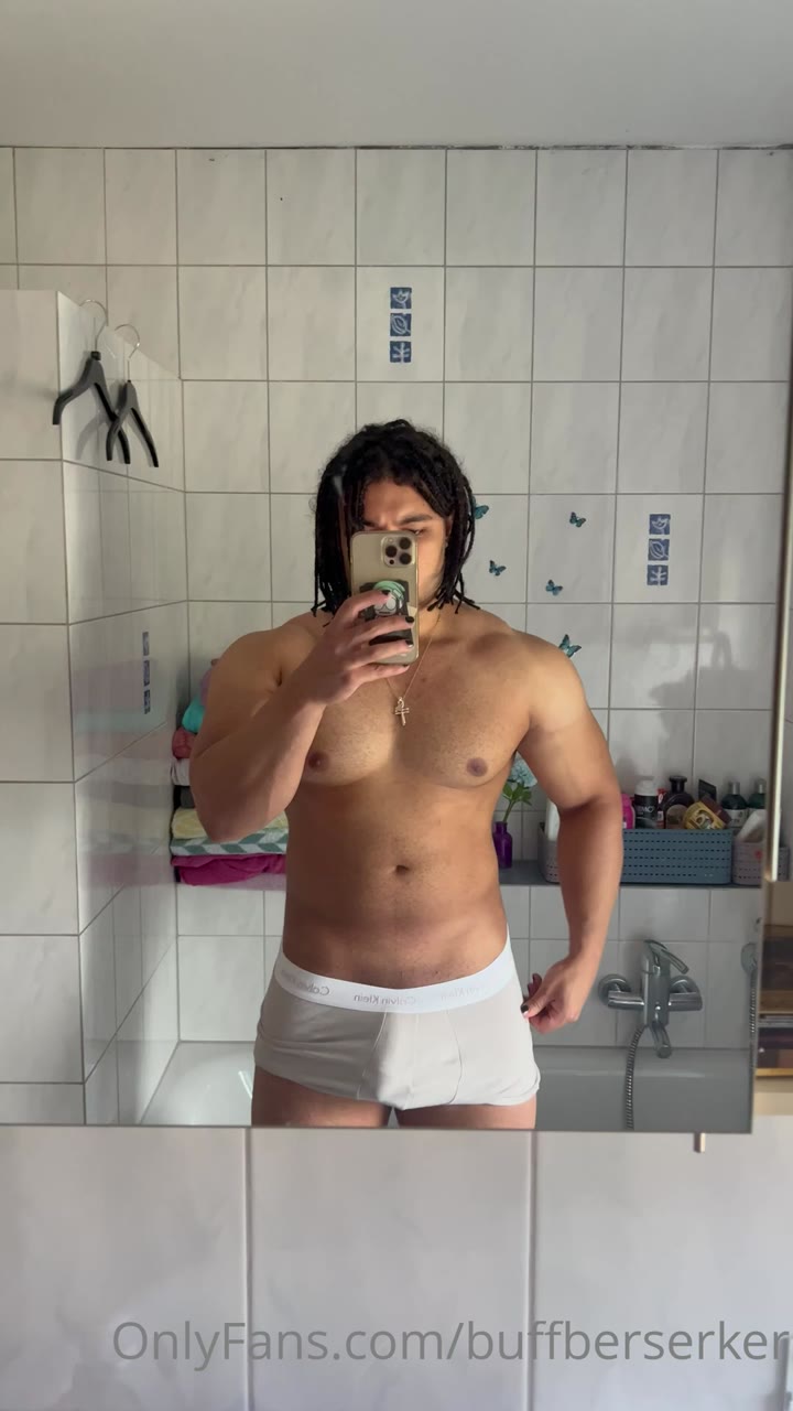 326 Hottie latino Pedro buffberserker buff_weeb OnlyFans Porn