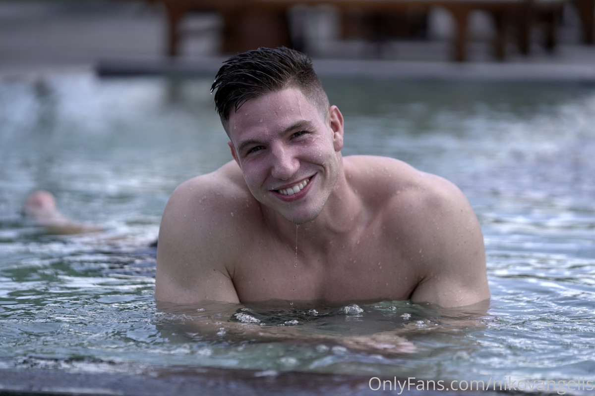 881 Czech hunk Niko Vangelis nikovangelis onlyfans porn