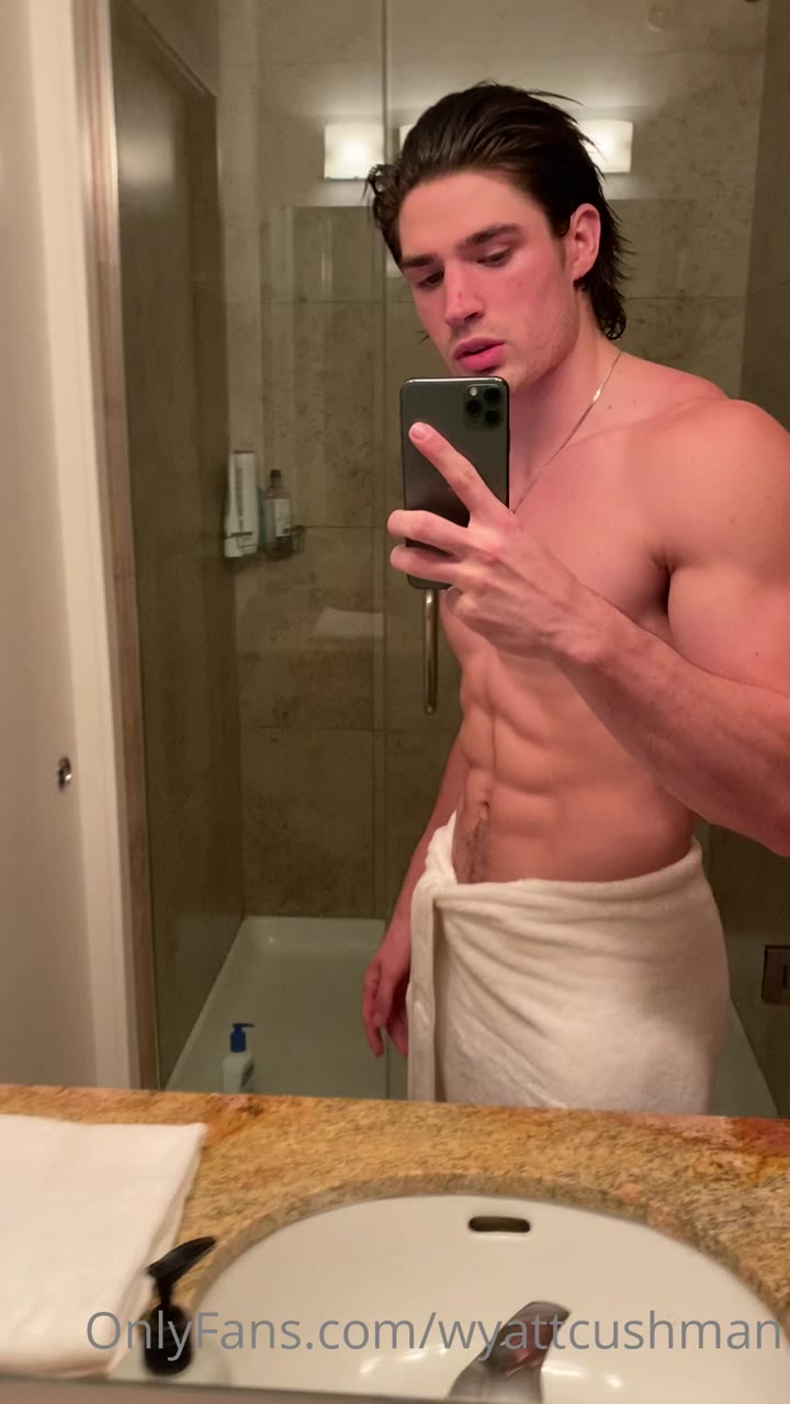 392 Fitness Model Wyatt Cushman  wyattcushman OnlyFans leaked