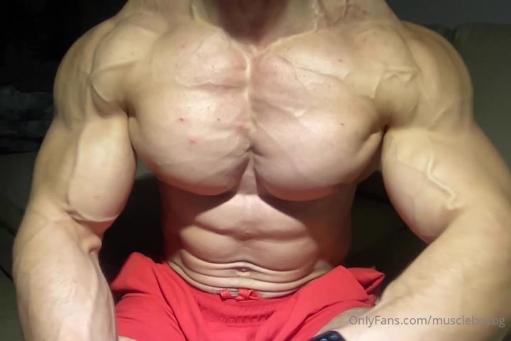 222 MuscleBoyBG Onlyfans LEAKED