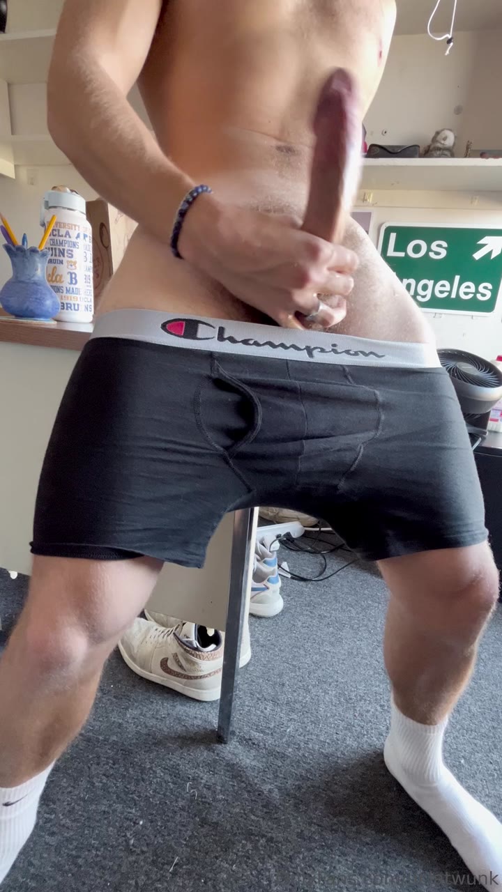 75 College twunk UCLAtwunk theeaglesof onlyfans  porn