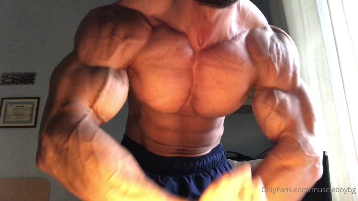 216 MuscleBoyBG Onlyfans LEAKED