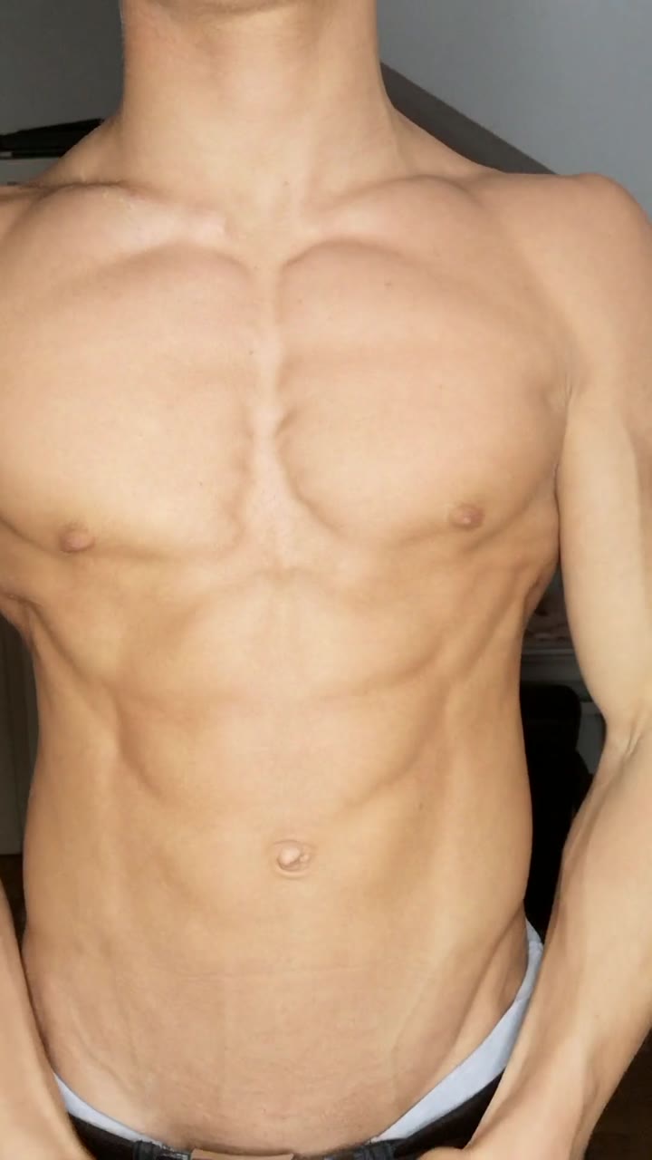 642 Sexy Young Jock Leo Stuke xleox  onlyfans porn