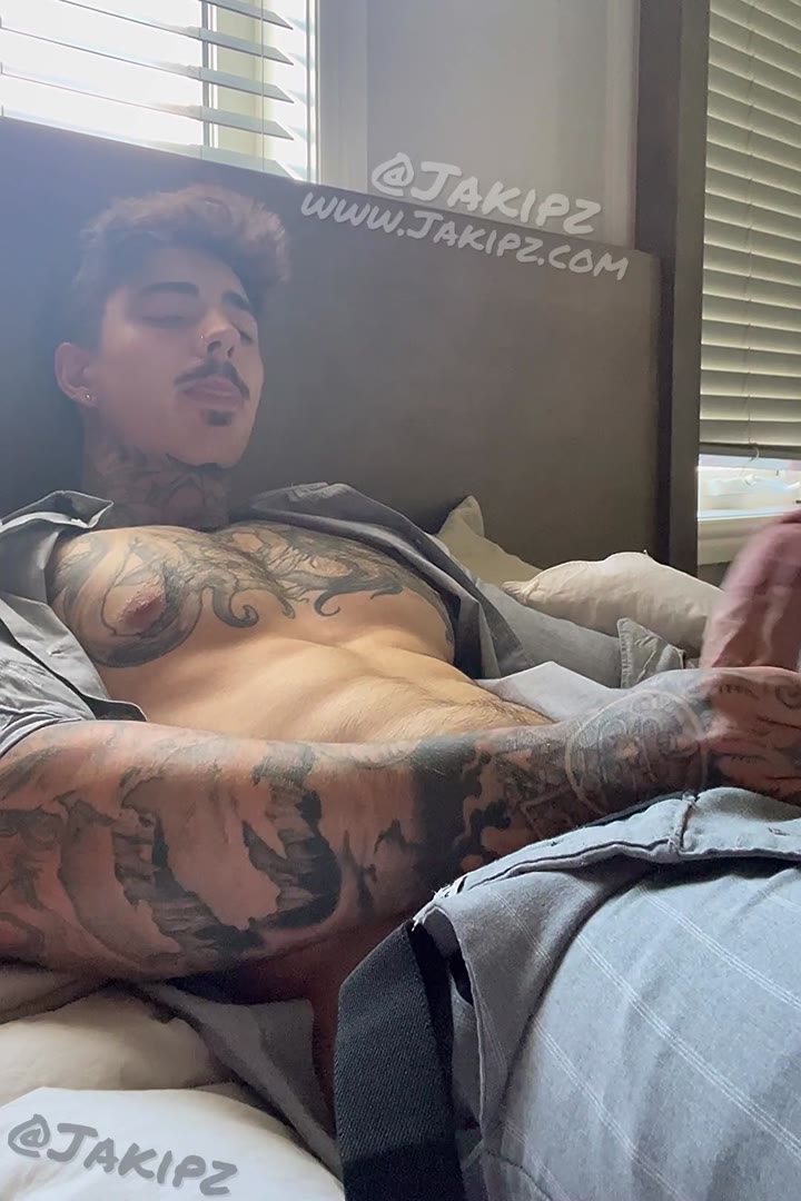 33 monster cock tiktoker Jake Andrich jakipz ONLYFANS LEAKED