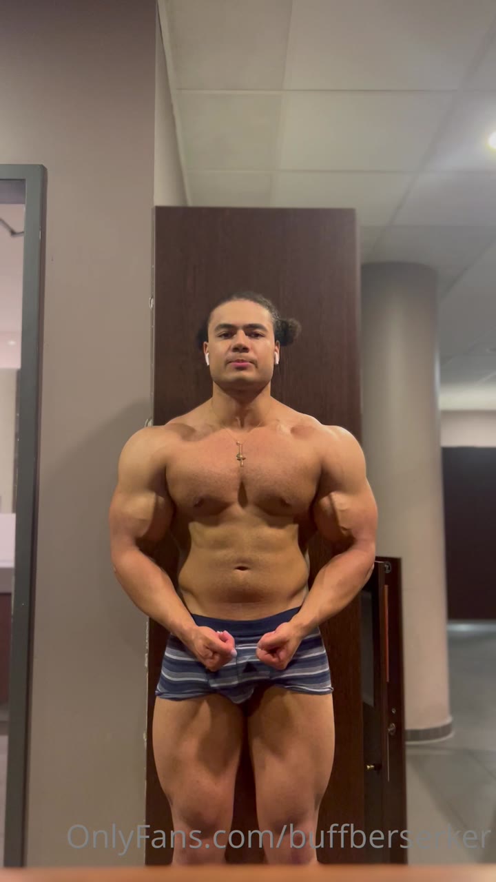 321 Hottie latino Pedro buffberserker buff_weeb OnlyFans Porn
