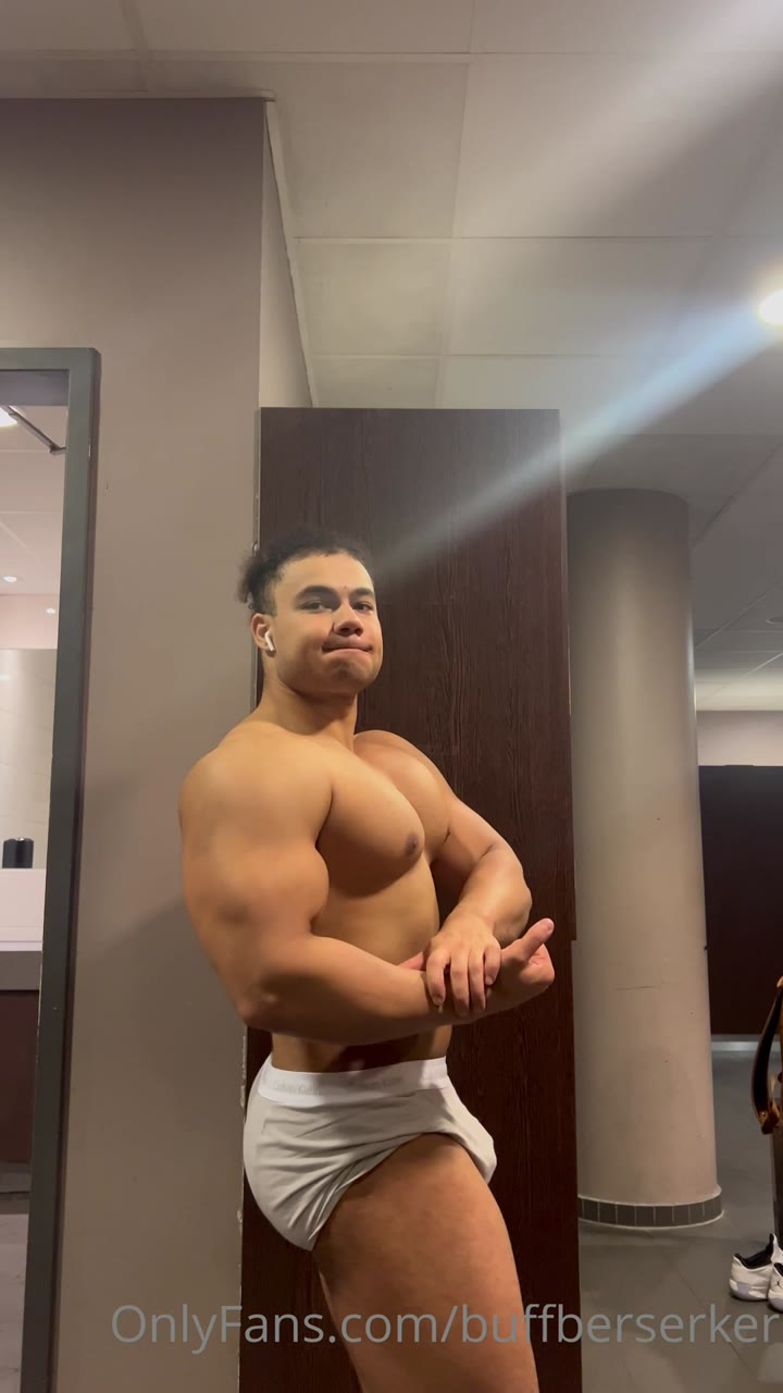 318 Hottie latino Pedro buffberserker buff_weeb OnlyFans Porn