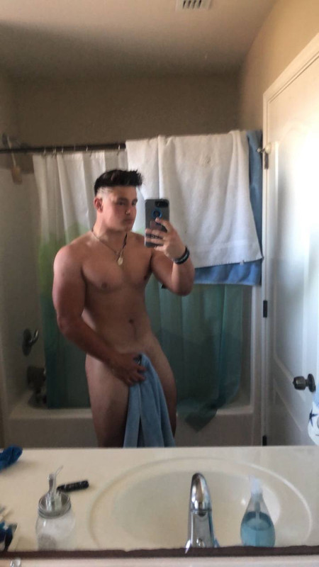 5 Washington State university Cougars football player Durham Harris leaked