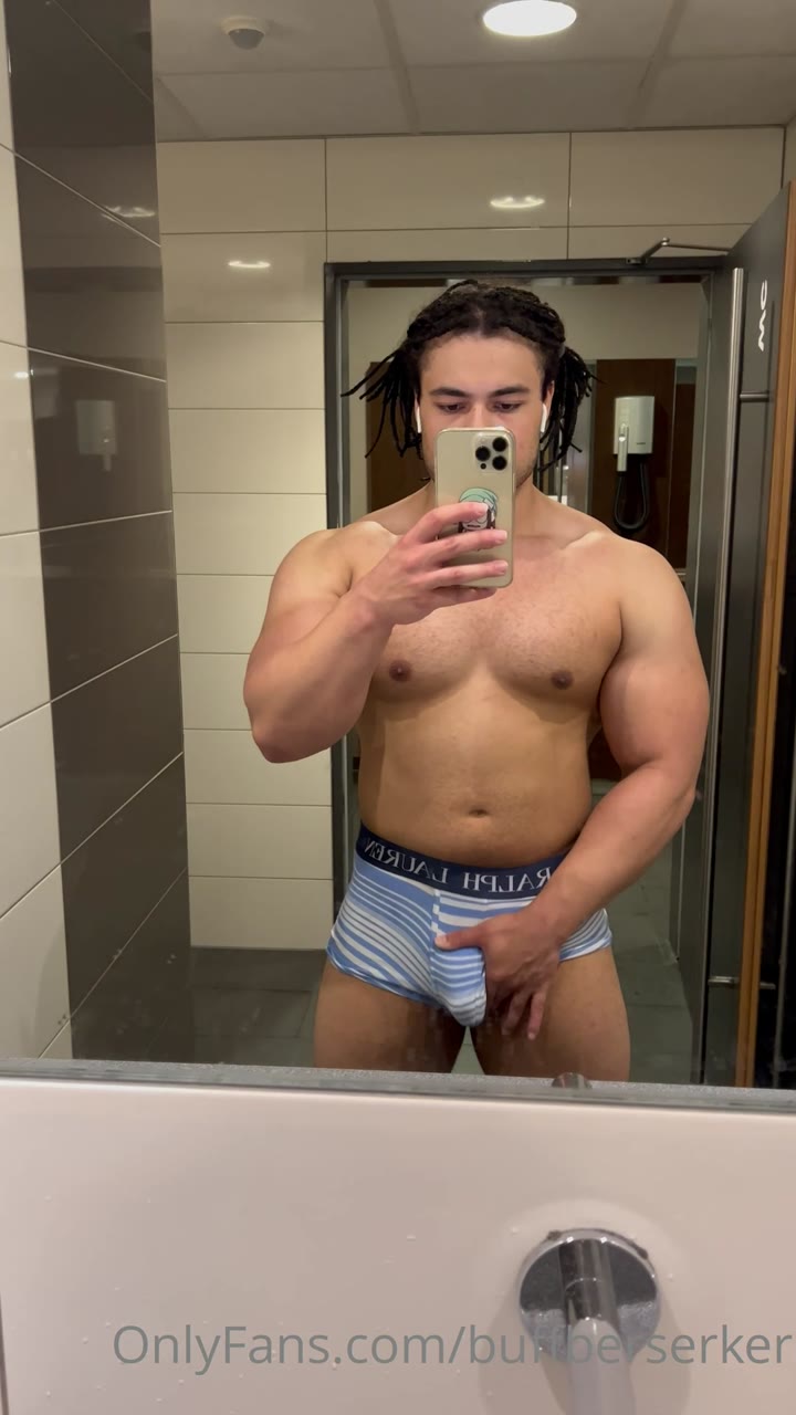 262 Hottie latino Pedro buffberserker buff_weeb OnlyFans Porn