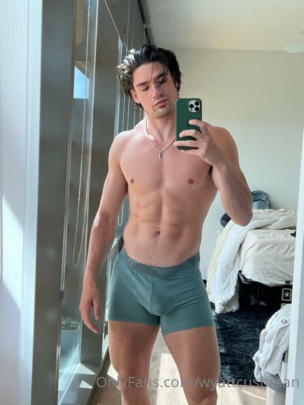 14 Fitness Model Wyatt Cushman  wyattcushman OnlyFans leaked