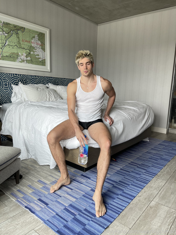 111 Fitness Model Wyatt Cushman  wyattcushman OnlyFans leaked