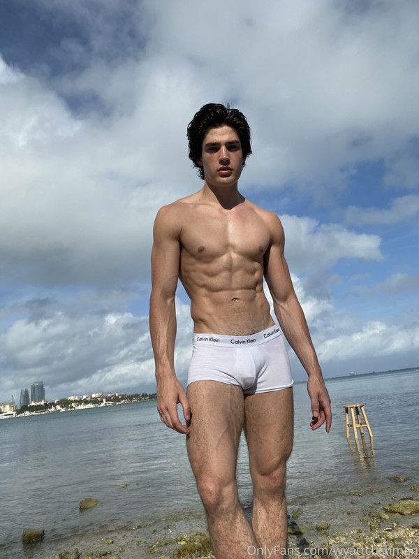 135 Fitness Model Wyatt Cushman  wyattcushman OnlyFans leaked