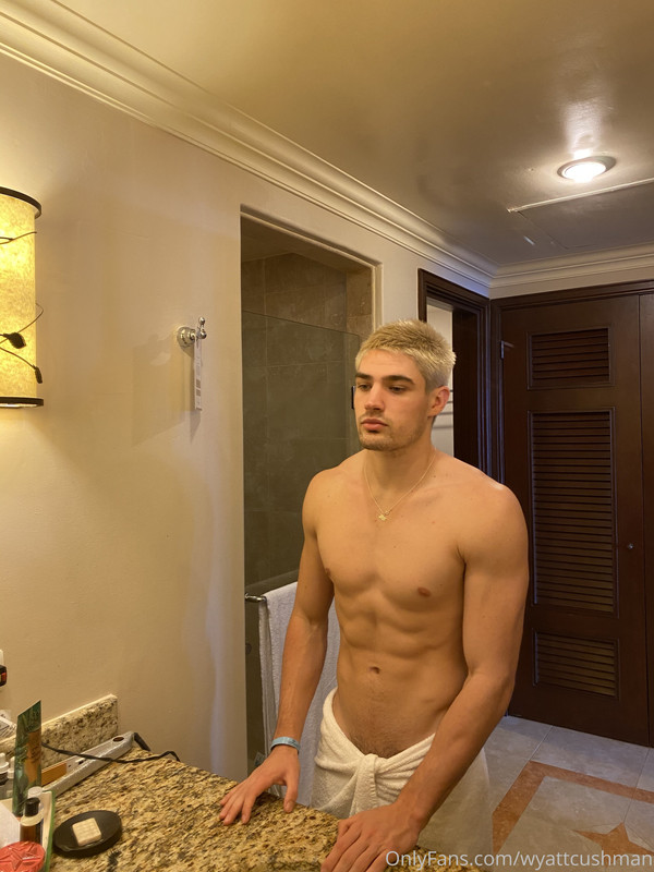235 Fitness Model Wyatt Cushman  wyattcushman OnlyFans leaked