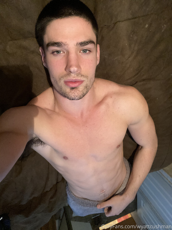 260 Fitness Model Wyatt Cushman  wyattcushman OnlyFans leaked