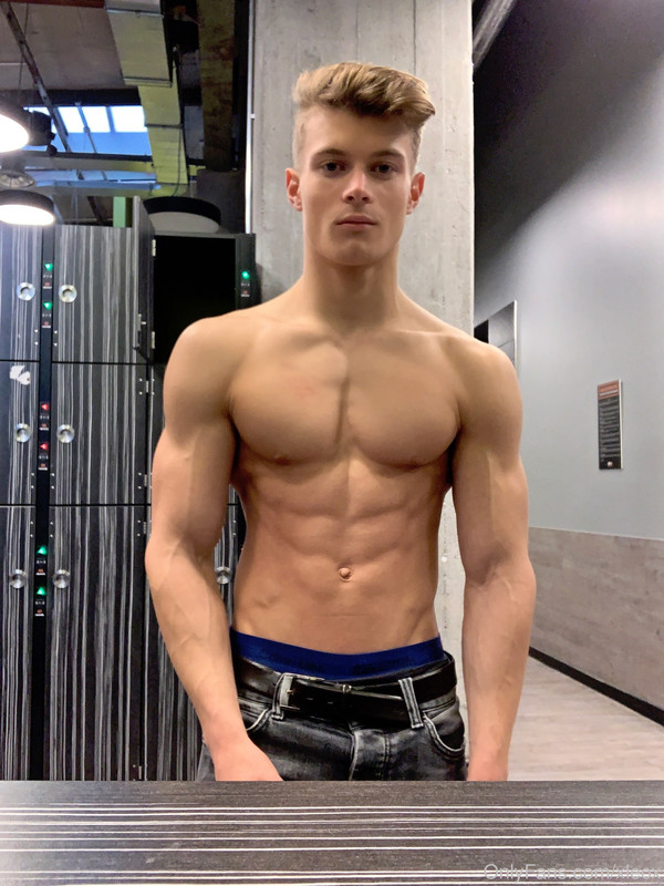 314 Sexy Young Jock Leo Stuke xleox  onlyfans porn