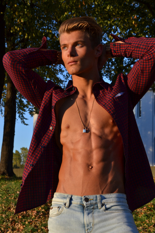 345 Sexy Young Jock Leo Stuke xleox  onlyfans porn