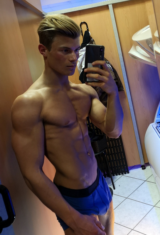 369 Sexy Young Jock Leo Stuke xleox  onlyfans porn
