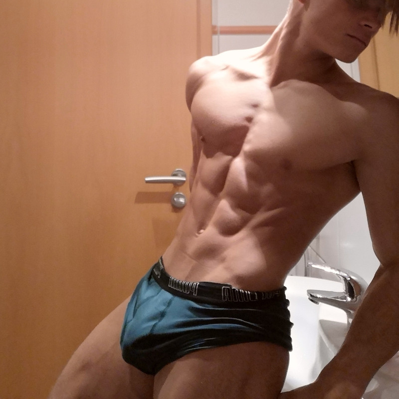 371 Sexy Young Jock Leo Stuke xleox  onlyfans porn