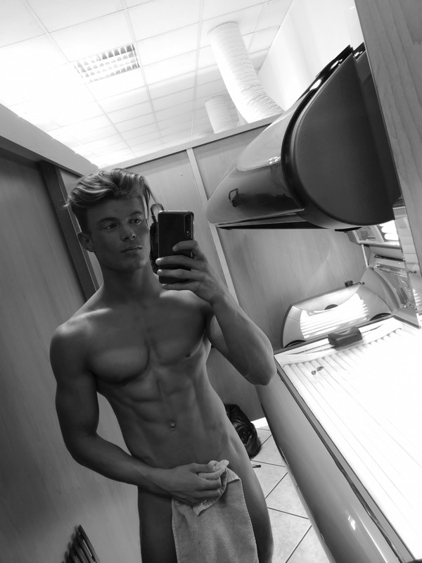 383 Sexy Young Jock Leo Stuke xleox  onlyfans porn
